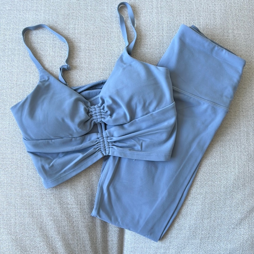 Athleta light blue leggings set